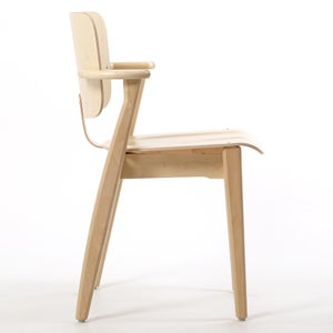 Domus chair バーチ ナチュラル ラッカー 0140