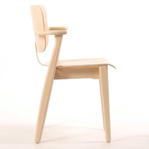 Domus chair バーチ ナチュラル ラッカー 0166