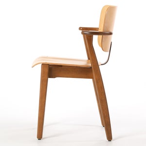 Domus chair ハニー(S)×ウォールナット(F) 0696