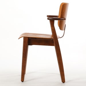 Domus chair ハニー(S)×ウォールナット(F) 0722