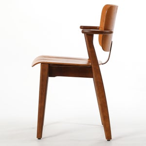 Domus chair ハニー(S)×ウォールナット(F) 0724