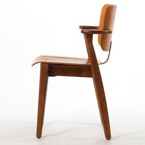Domus chair ハニー(S)×ウォールナット(F) 0725