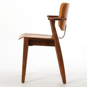 Domus chair ハニー(S)×ウォールナット(F) 0726