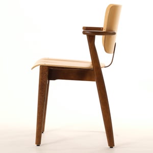 Domus chair ハニー(S)×ウォールナット(F) 0791
