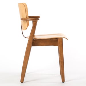 Domus chair ハニー(S)×ウォールナット(F) 0694