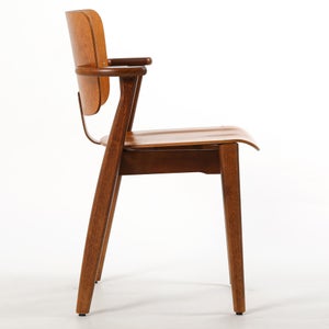 Domus chair ハニー(S)×ウォールナット(F) 0736