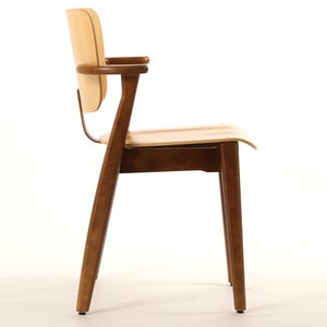 Domus chair ハニー(S)×ウォールナット(F) 0796