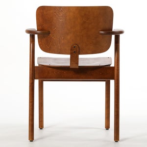 Domus chair ウォールナット ステイン 0108
