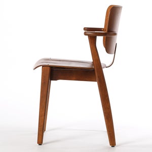 Domus chair ウォールナット ステイン 0114