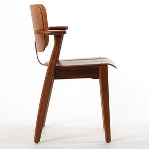 Domus chair ウォールナット ステイン 0107