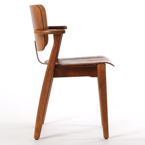 Domus chair ウォールナット ステイン 0116