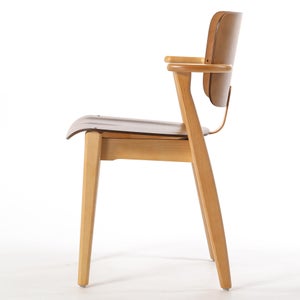 Domus chair ウォールナット(S)×ハニー(F) 0154
