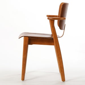 Domus chair ウォールナット(S)×ハニー(F) 0168