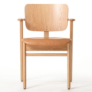 Domus chair オーク 革張り ルクソール ベージュ 0191