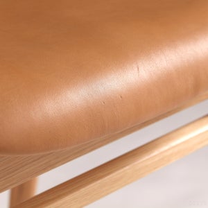 Domus chair オーク 革張り ルクソール ベージュ 0195