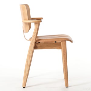 Domus chair オーク 革張り ルクソール ベージュ 0195
