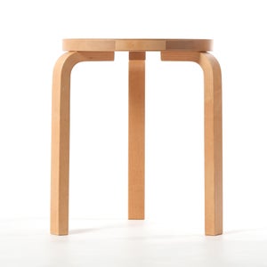 Stool 60 3本脚 ハニー ステイン 0155