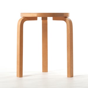 Stool 60 3本脚 ハニー ステイン 0165