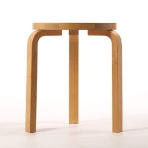 Stool 60 3本脚 ハニー ステイン 0185