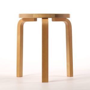 Stool 60 3本脚 ハニー ステイン 0180