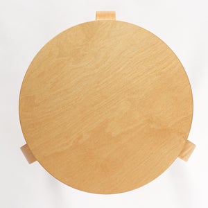 Stool 60 3本脚 ハニー ステイン 0164