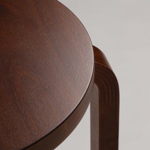 Stool E60 4本脚 ウォールナット ステイン 0154