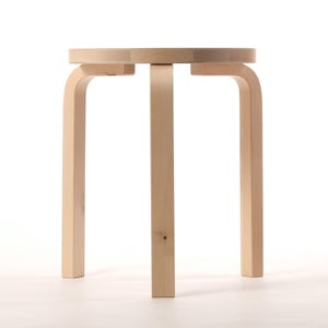 Stool 60 3本脚 ナチュラル ラッカー 0972