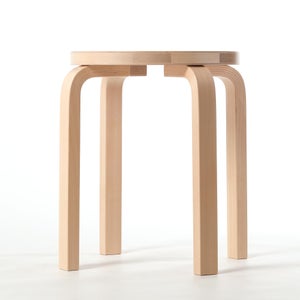 Stool E60 4本脚 ナチュラル ラッカー 0381