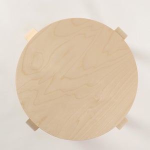 Stool E60 4本脚 ナチュラル ラッカー 0382