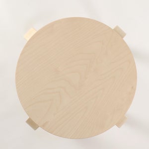 Stool E60 4本脚 ナチュラル ラッカー 0399