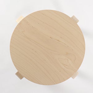 Stool E60 4本脚 ナチュラル ラッカー 0400
