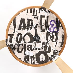 Stool 60 3本脚 革張り ルクソール ベージュ 0062