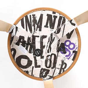 Stool 60 3本脚 革張り ルクソール ベージュ 0098