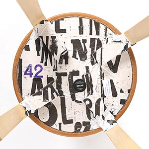 Stool E60 4本脚 革張り ルクソール ベージュ 0042