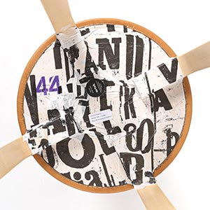 Stool E60 4本脚 革張り ルクソール ベージュ 0044