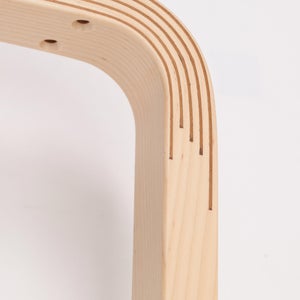 Stool 60 コントラスティ 1057