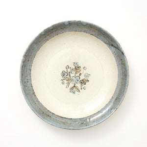 伊賀石本 花絵皿 七寸半 菜の束 0450