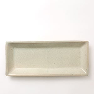 伊賀 長角皿 石灰 0071