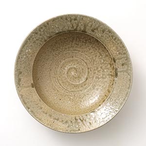 カブト鉢 松灰 0019