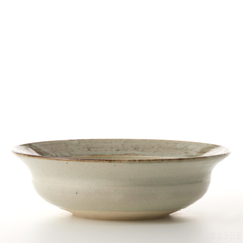 伊賀 | カブト鉢 | 東屋