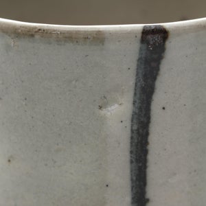 丸湯呑 呉須鉄太十草 0327