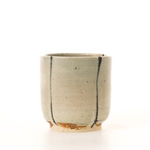 丸湯呑 呉須鉄太十草 0187