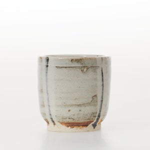 丸湯呑 呉須鉄太十草 0302