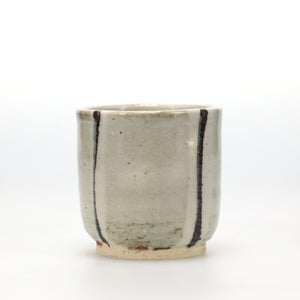 丸湯呑 呉須鉄太十草 0327