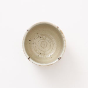 丸湯呑 呉須鉄太十草 0296