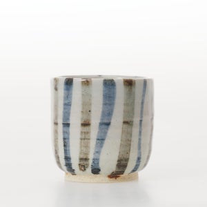 丸湯呑 呉須鉄十草 0392