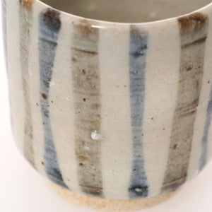 丸湯呑 呉須鉄十草 0406