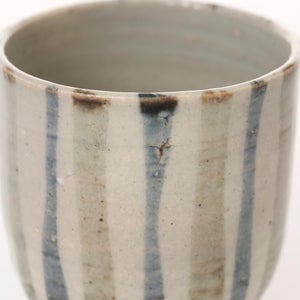 丸湯呑 呉須鉄十草 0410