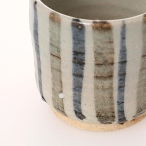 丸湯呑 呉須鉄十草 0405