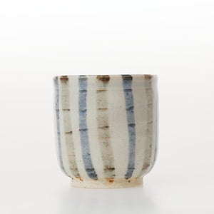 丸湯呑 呉須鉄十草 0404